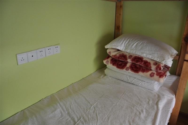 Emma'S Guesthouse Song Pan Room photo